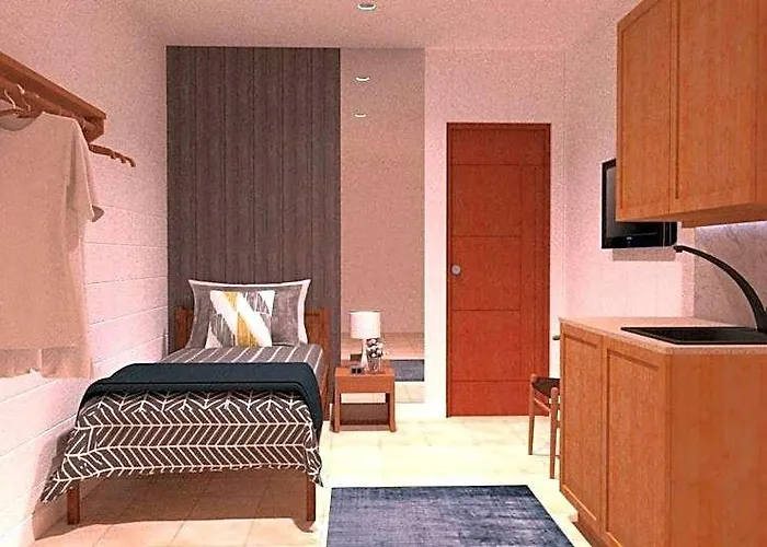 Отель Maine Residences Leveriza Pasay