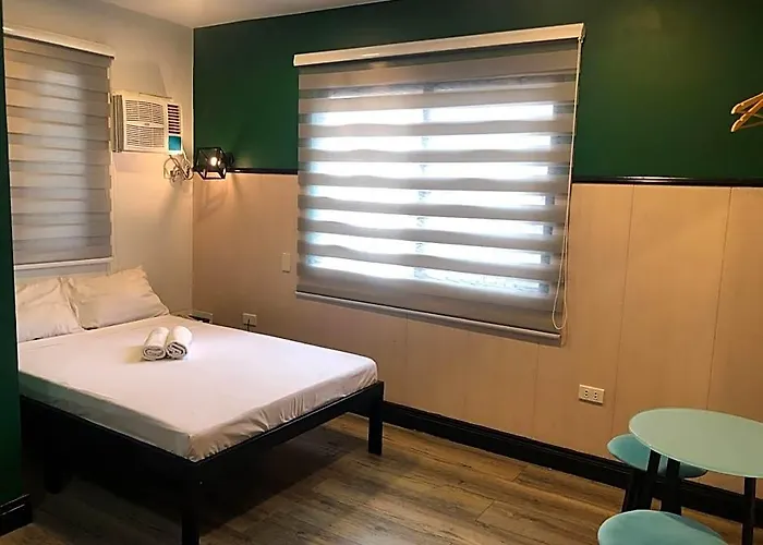 Maine Residences Leveriza Pasay Отель Манила